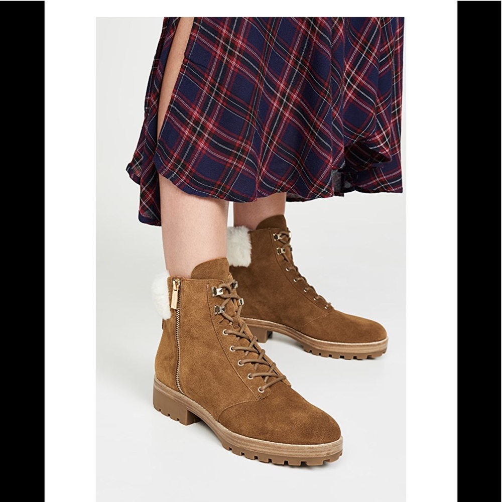 Michael Kors Rosario shearling-lined boot👢 - Picture 2 of 8